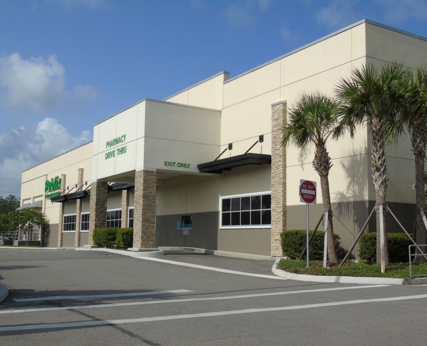 Publix - Bay Point Plaza - St. Petersburg, FL